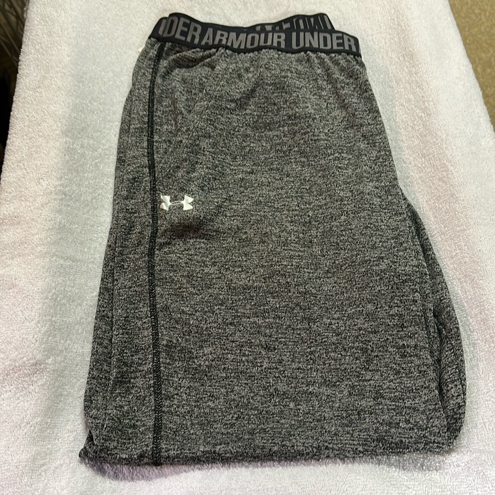 Under Armour jogger – heat gear new with tags XL
